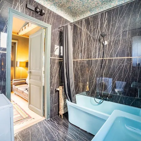 Flat Opera Vendome Apartment